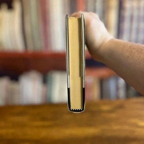 Mere Christianity by C.S. Lewis (English) Hardcover ISBN: 9780060652883 - Picture 2 of 8